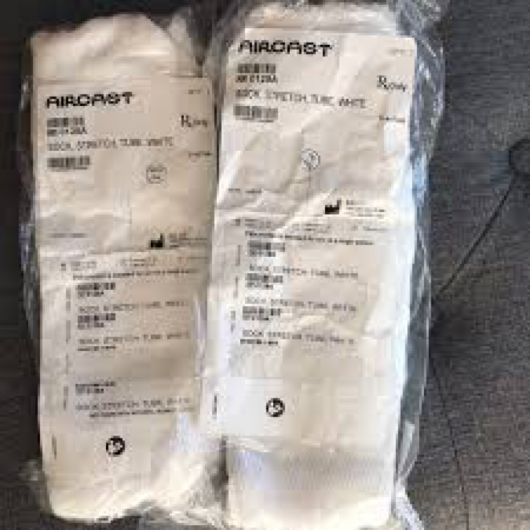 Stretch Sock for Walking Boots and Leg-Ankle Supports1